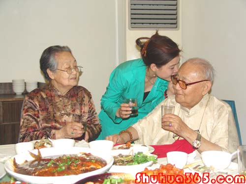 90岁<em>生日宴会主持词</em>_玩了一个90岁的<em>女人</em>_90